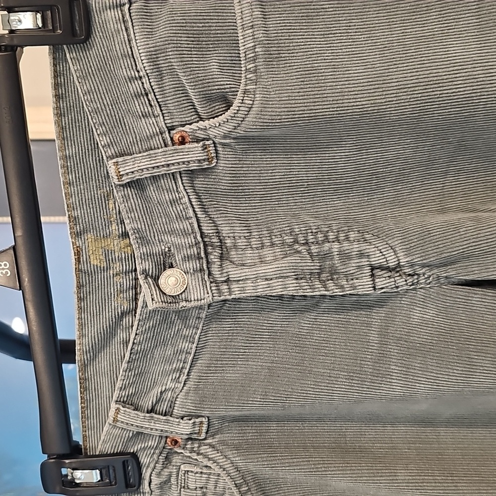 7 For All Mankind Light Gray Straight Leg Jeans - Picture 2 of 9